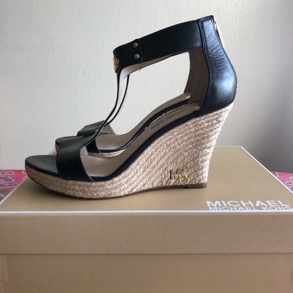 michael kors t strap